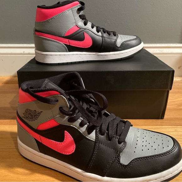 Only worn once!! - Picture 3 of 7